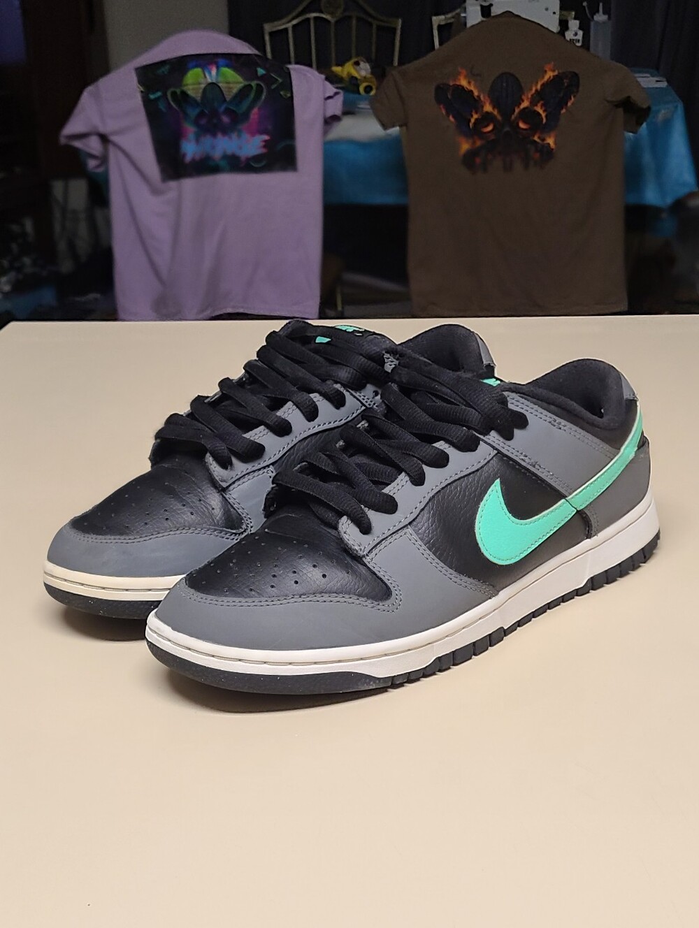 Nike Dunk Low Black Green Glow casual low top skateboard sneakers size 9.5